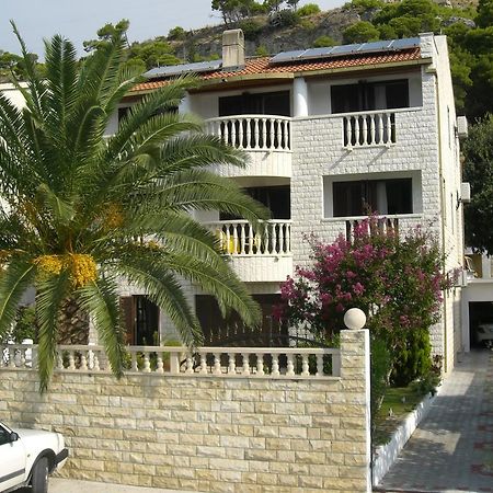 Studio Apartmani Topic Omiš Exterior foto
